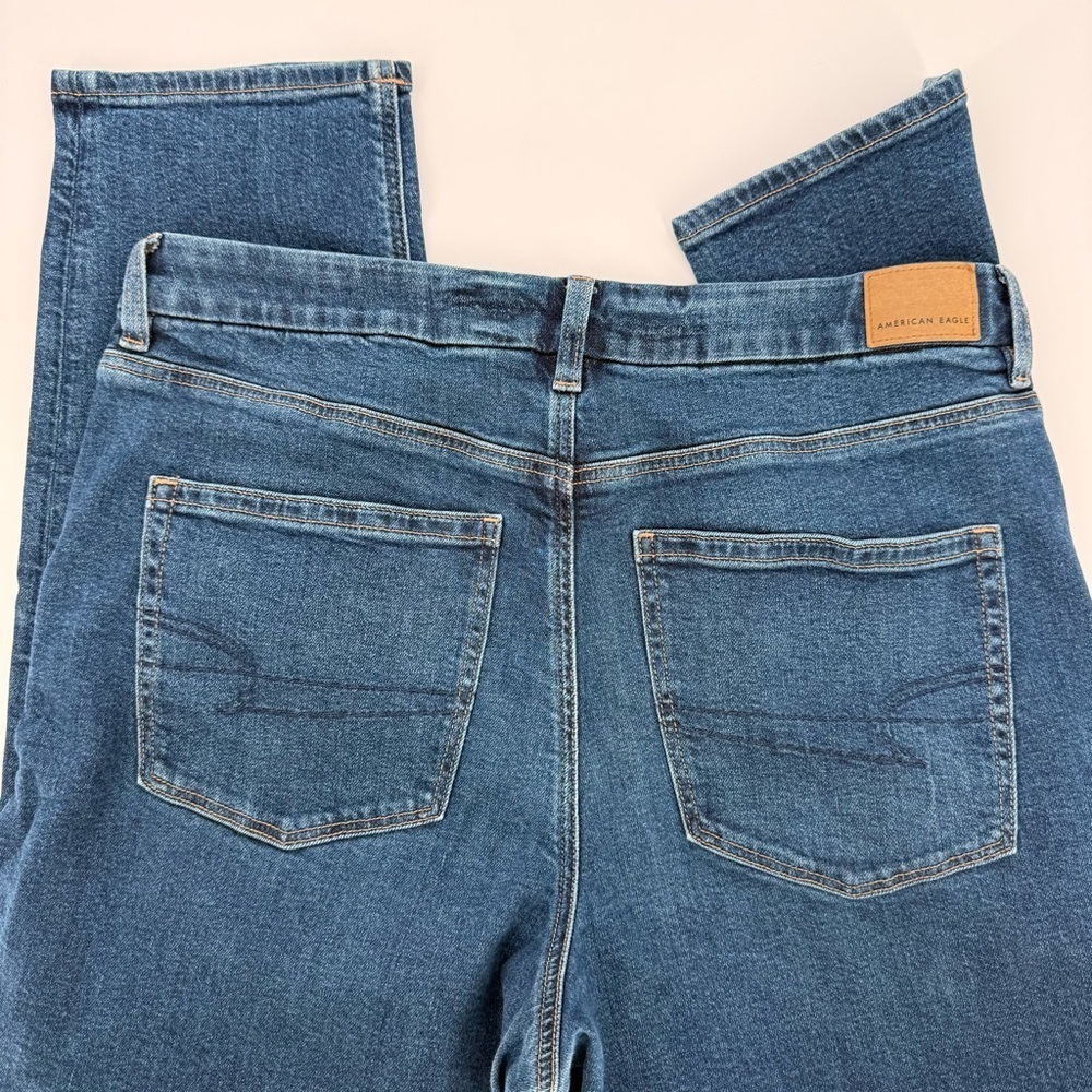 American Eagle Stretch High-Waisted Dark Blue Women’s Curvy Mom Jeans Size 14R - Picture 8 of 11
